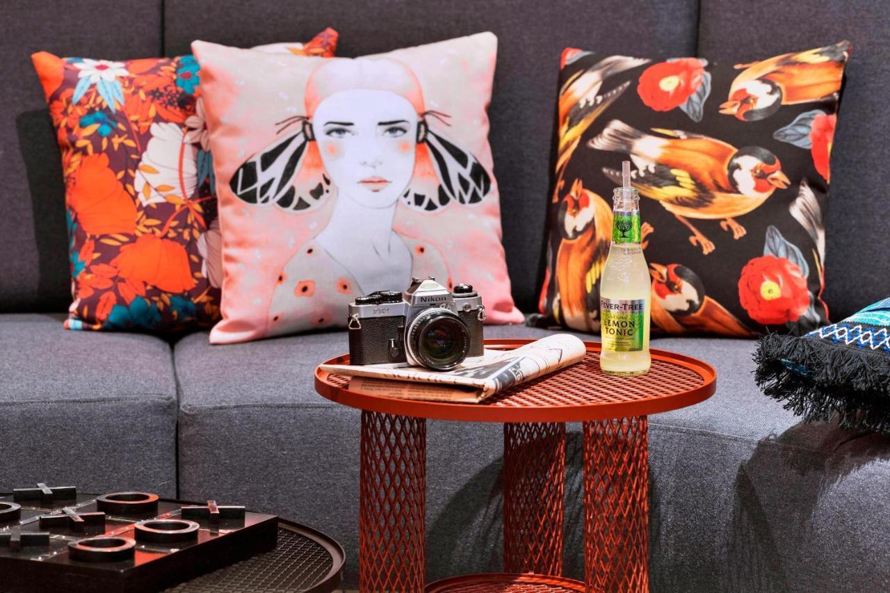 Hotel Moxy Katowice Airport Pyrzowice Esterno foto
