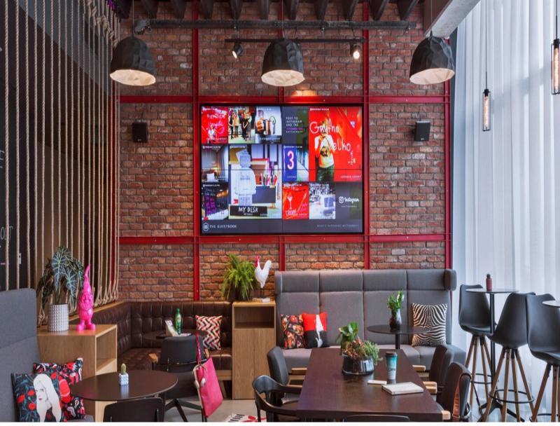 Hotel Moxy Katowice Airport Pyrzowice Esterno foto