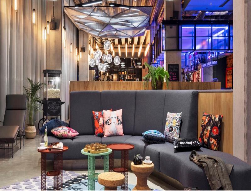 Hotel Moxy Katowice Airport Pyrzowice Esterno foto