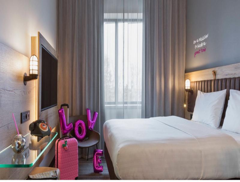 Hotel Moxy Katowice Airport Pyrzowice Esterno foto